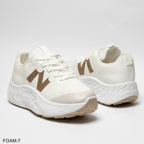 كوتشي FOAM01